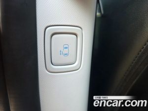 Hyundai Staria Tourer 11-Seater 2025 года из Южной Кореи