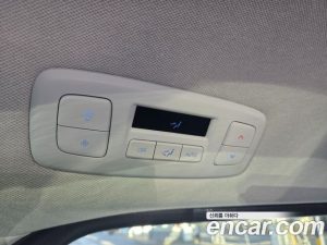 Hyundai Staria Tourer 11-Seater 2025 года из Южной Кореи