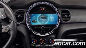 Mini Cooper Convertible Seaside Edition 2023 года из Южной Кореи