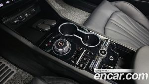 Kia K5 1.6 Turbo 2025 года из Южной Кореи