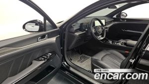 Kia K5 1.6 Turbo 2025 года из Южной Кореи