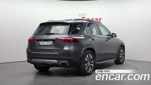 Mercedes-Benz GLE-Class GLE300d 4MATIC 2025 года из Южной Кореи