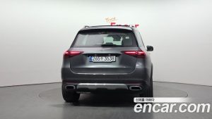 Mercedes-Benz GLE-Class GLE300d 4MATIC 2025 года из Южной Кореи