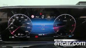 Mercedes-Benz GLE-Class GLE300d 4MATIC 2025 года из Южной Кореи