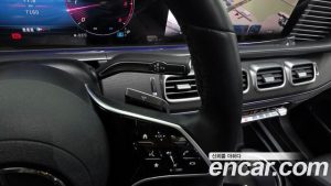 Mercedes-Benz GLE-Class GLE300d 4MATIC 2025 года из Южной Кореи