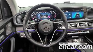 Mercedes-Benz GLE-Class GLE300d 4MATIC 2025 года из Южной Кореи