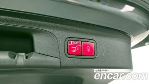 Mercedes-Benz GLE-Class GLE300d 4MATIC 2025 года из Южной Кореи