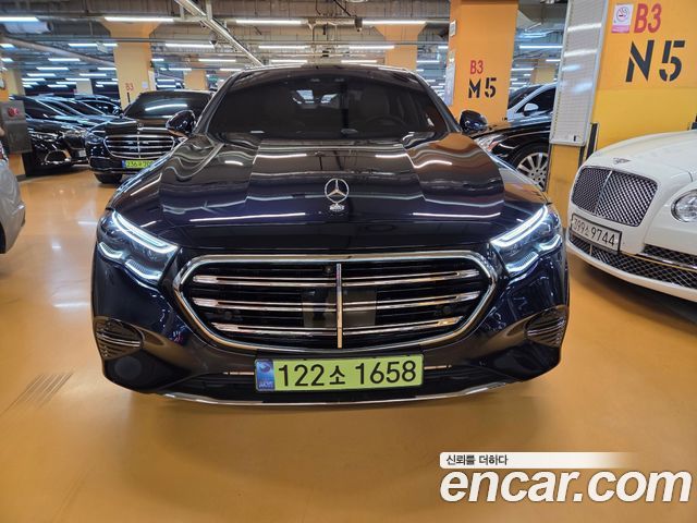 Mercedes-Benz E-Class E450 4MATIC Exclusive 2025 года из Кореи