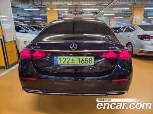 Mercedes-Benz E-Class E450 4MATIC Exclusive 2025 года из Южной Кореи