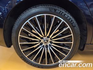 Mercedes-Benz E-Class E450 4MATIC Exclusive 2025 года из Южной Кореи