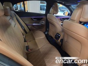 Mercedes-Benz E-Class E450 4MATIC Exclusive 2025 года из Южной Кореи