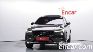 Volvo XC60 B5 Inscription 2022 года из Южной Кореи