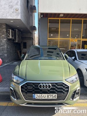Audi Q5 45 TFSI 4WD Premium 2024 года из Южной Кореи
