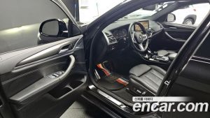 BMW X4 xDrive20i M Sport 2023 года из Южной Кореи