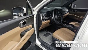 Kia Sorento Бензин 2.5T 2WD 2024 года из Южной Кореи