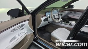 Genesis GV70 2.5T Бензин 2WD 2025 года из Южной Кореи