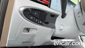Genesis GV70 2.5T Бензин 2WD 2025 года из Южной Кореи