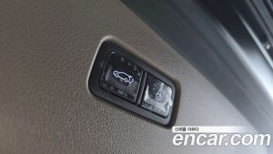 Genesis GV70 2.5T Бензин 2WD 2025 года из Южной Кореи
