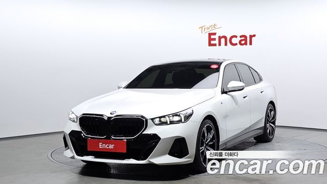 BMW 5-Series 530i xDrive M Sport 2025 года из Кореи