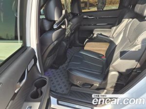 Hyundai Palisade Дизель 2.2 2WD 2024 года из Южной Кореи