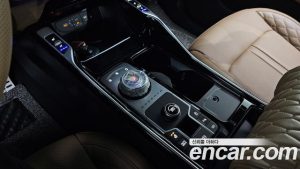 Kia Sorento Бензин 2.5T 2WD 2024 года из Южной Кореи