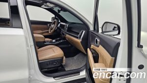 Kia Sorento Бензин 2.5T 2WD 2024 года из Южной Кореи
