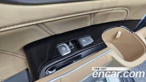 Kia Sorento Бензин 2.5T 2WD 2024 года из Южной Кореи