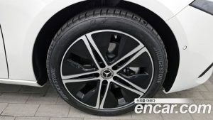Mercedes-Benz A-Class A220 SEDAN 2025 года из Южной Кореи