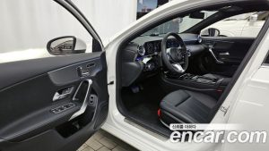 Mercedes-Benz A-Class A220 SEDAN 2025 года из Южной Кореи