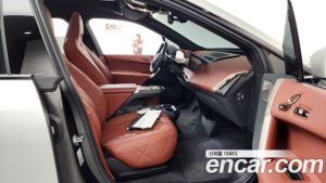 BMW iX xDrive50 Sport Plus 2024 года из Южной Кореи