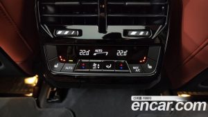 BMW iX xDrive50 Sport Plus 2024 года из Южной Кореи