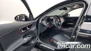 Mercedes-Benz E-Class E200 Avantgarde 2025 года из Южной Кореи