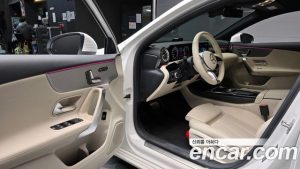 Mercedes-Benz A-Class A220 SEDAN 2025 года из Южной Кореи