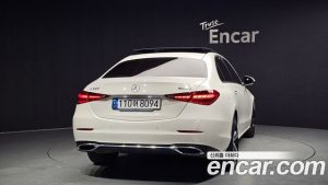 Mercedes-Benz C-Class C300 4MATIC Avantgarde 2023 года из Южной Кореи