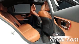 Mercedes-Benz C-Class C300 4MATIC Avantgarde 2023 года из Южной Кореи