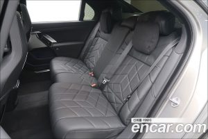 BMW 7-Series 740i xDrive M Sport Limited 2025 года из Южной Кореи