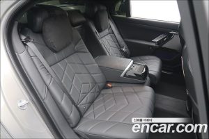 BMW 7-Series 740i xDrive M Sport Limited 2025 года из Южной Кореи