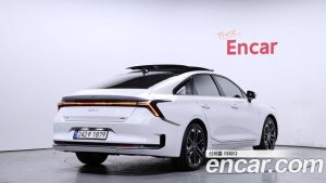 Kia K8 Signature 2025 года из Южной Кореи