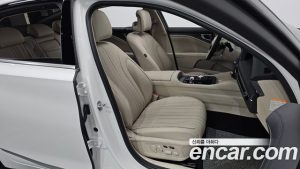 Kia K8 Signature 2025 года из Южной Кореи