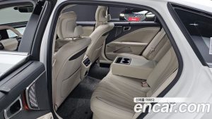 Kia K8 Signature 2025 года из Южной Кореи