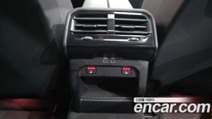 BMW 5-Series 520i M Sport 2024 года из Южной Кореи