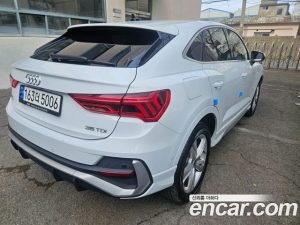 Audi Q3 35 TDI Premium Sportback 2023 года из Южной Кореи