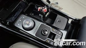 Kia Sorento HEV 1.6 2WD 2024 года из Южной Кореи