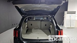 Kia Sorento HEV 1.6 2WD 2024 года из Южной Кореи