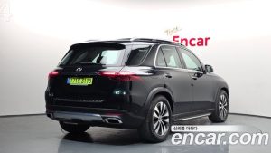 Mercedes-Benz GLE-Class GLE300d 4MATIC 2025 года из Южной Кореи