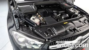 Mercedes-Benz GLE-Class GLE300d 4MATIC 2025 года из Южной Кореи