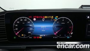 Mercedes-Benz GLE-Class GLE300d 4MATIC 2025 года из Южной Кореи