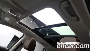 Mercedes-Benz GLE-Class GLE300d 4MATIC 2025 года из Южной Кореи