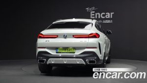 BMW X6 xDrive40i M Sport 2025 года из Южной Кореи