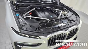 BMW X7 xDrive 40i M Sport 6 2025 года из Южной Кореи